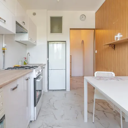Apartment Park Slaski Cozy By Bookinghost *